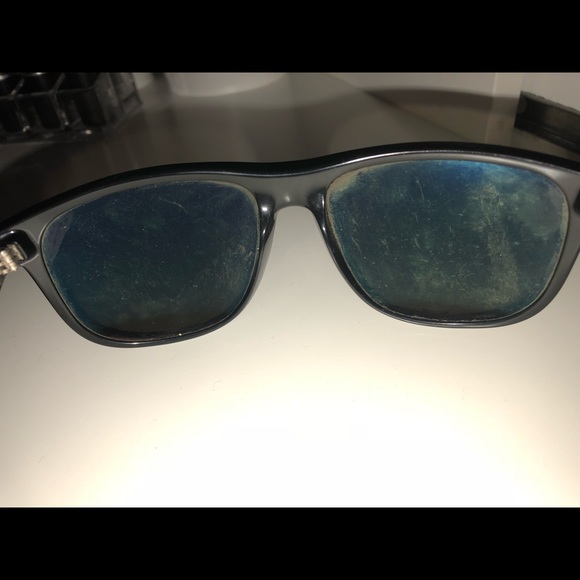 Ray ban sunglasses - Picture 3 of 3